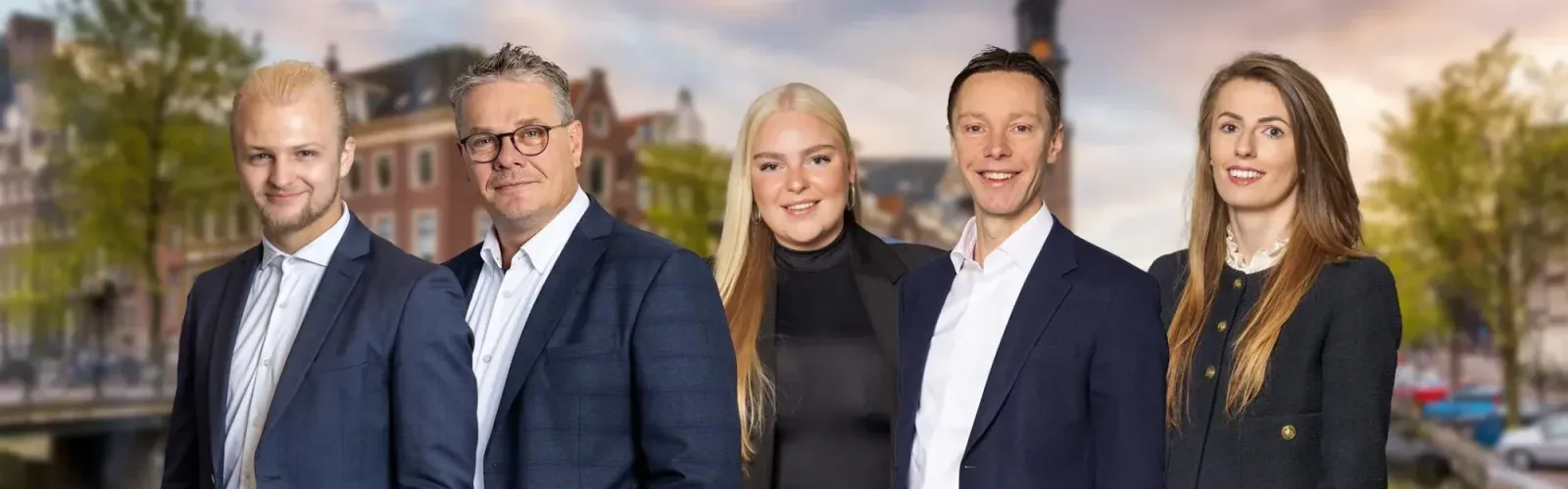 Team foto van VLIEG Makelaars Amsterdam OG