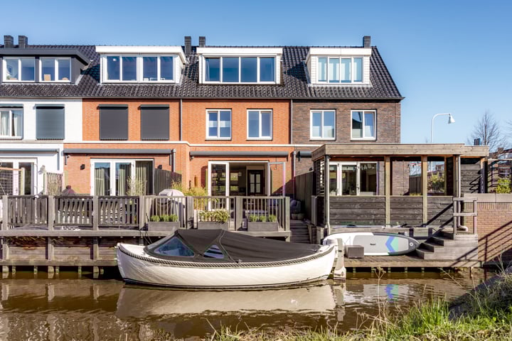 Vliegend Hert 30 in Oegstgeest Foto