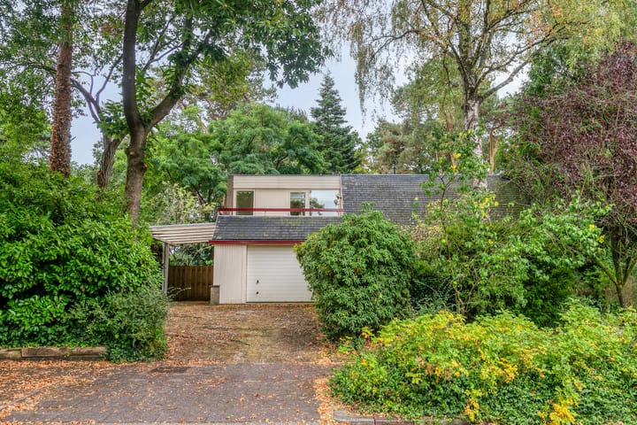 Photo of property Vliegtuiglaan 54, Soesterberg