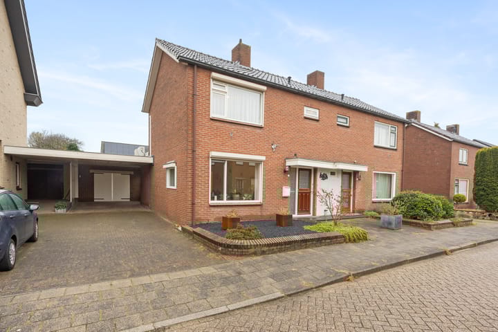 Vlierstraat 22 in Huissen