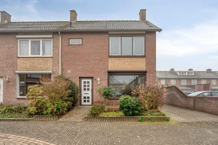 Photo of property Vlierstraat 5, Asten