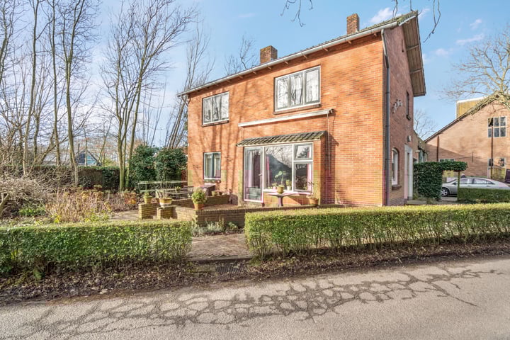 Vlietweg 1 in Leiden Foto