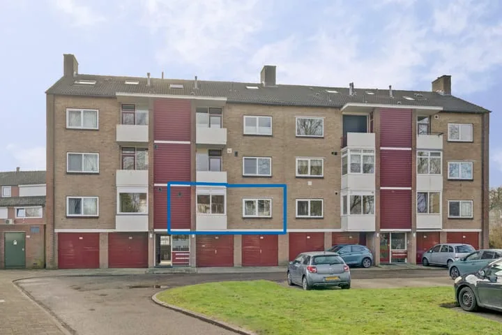 Vogelplantsoen 126 in Dieren