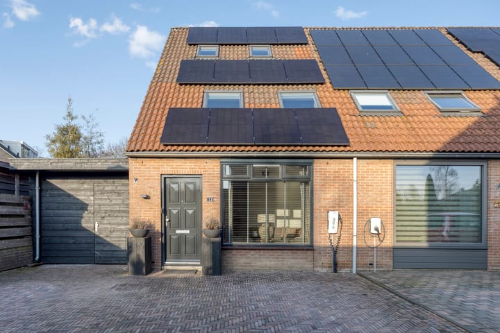 Vogelzang 52 in Elst photo