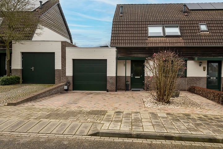 Vogezenstraat 12 in Sittard photo
