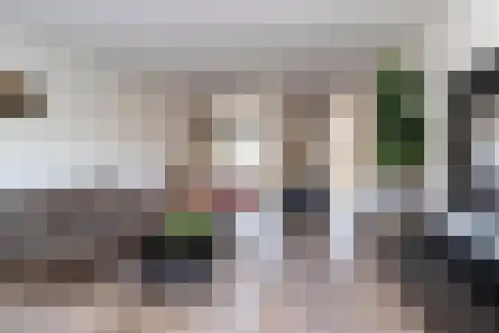 Volendamlaan 718 in Den Haag