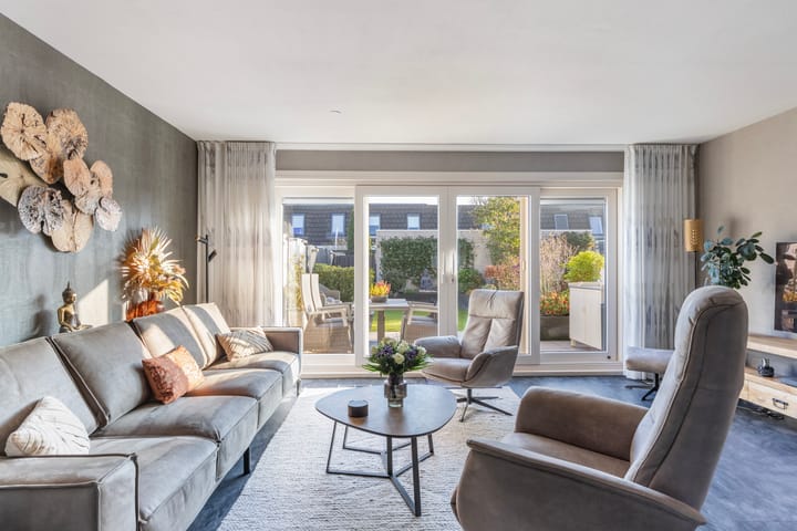 Volkerakstraat 12 dans Schiedam photo