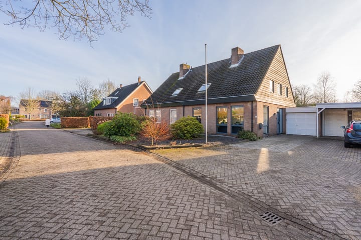 Photo of property Volmachten 50, Vries