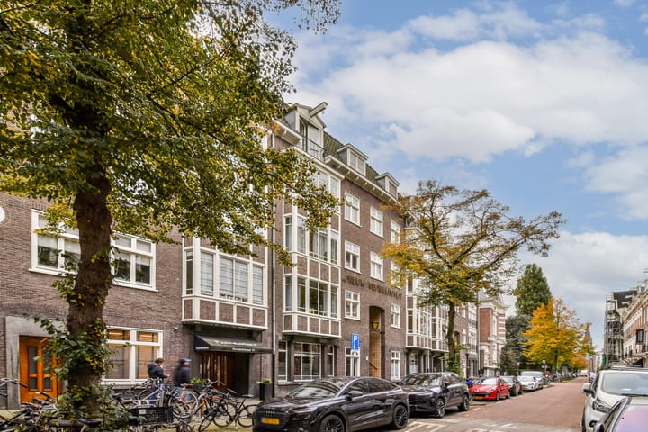 Vondelstraat 11B-3 in Amsterdam photo