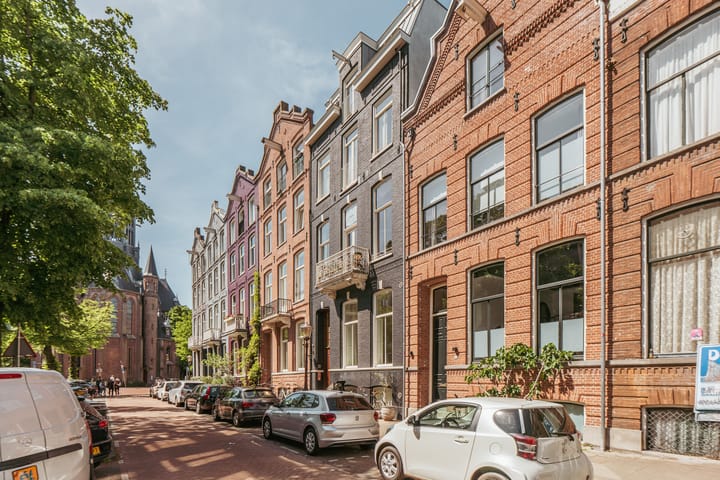 Vondelstraat 94-1 in Amsterdam photo