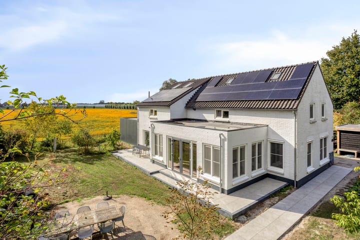 Voordijk 45 in Vlijmen Foto