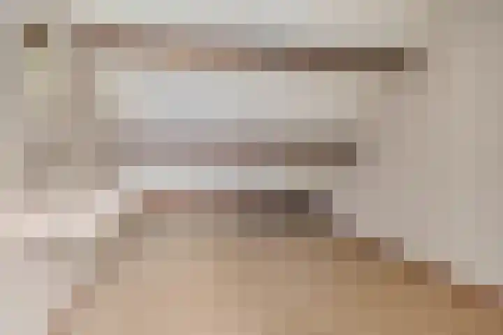 Voormors 112 Enter thumbnail 24