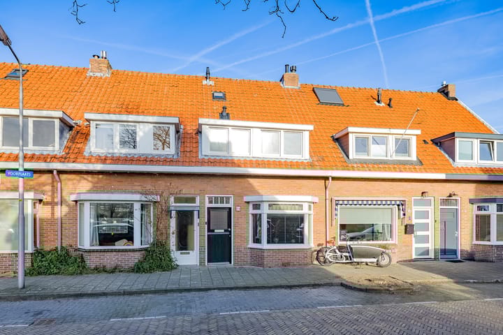 Voorplaats 16 in Santpoort-Noord