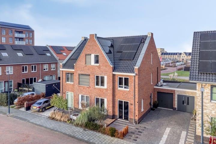 Photo of property Voorste Kamp 50, Bunschoten-Spakenburg