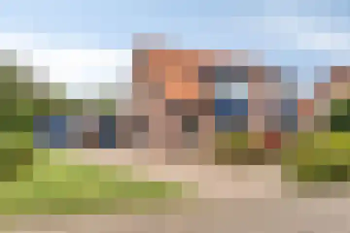 Voorweem 1 en Valburg
