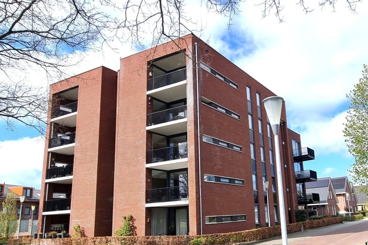 Vormerij 73 en Vaassen foto