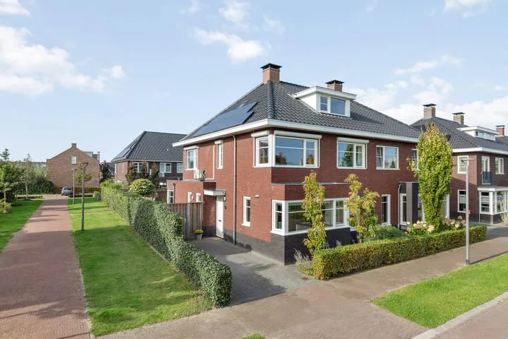Vossenbeek 28 Borne