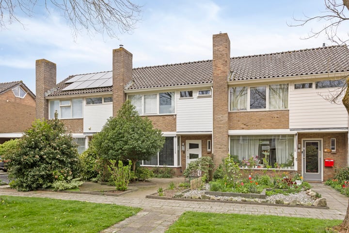 Vossenburcht 44 en Hurdegaryp foto