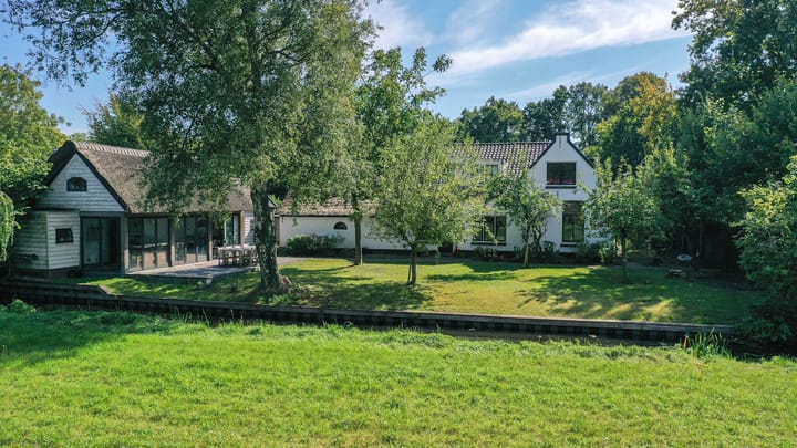 Photo of property Vossenlaan 9, Vreeland