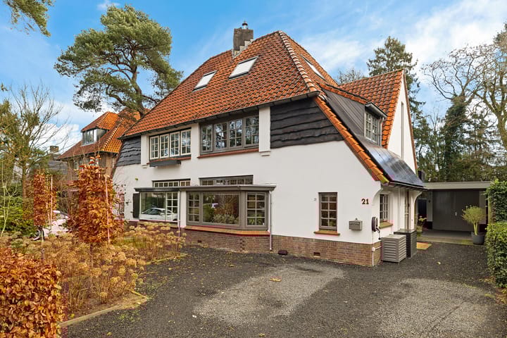 Photo of property Vosseveldlaan 21, Soest