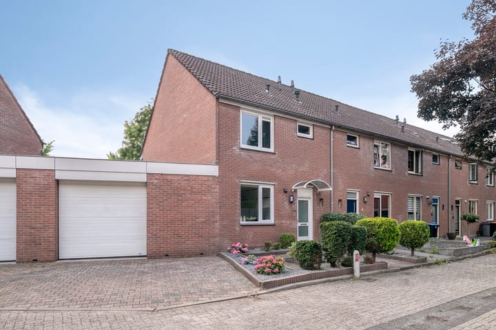 Vriezinnenstede 14 in Vaassen Foto