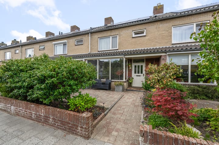 Vrijburglaan 18 dans Uitgeest photo