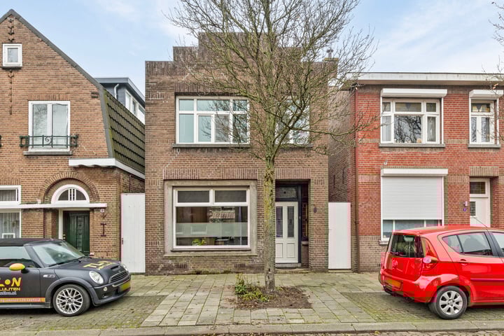 Vrouwemadestraat 8 in Roosendaal Foto