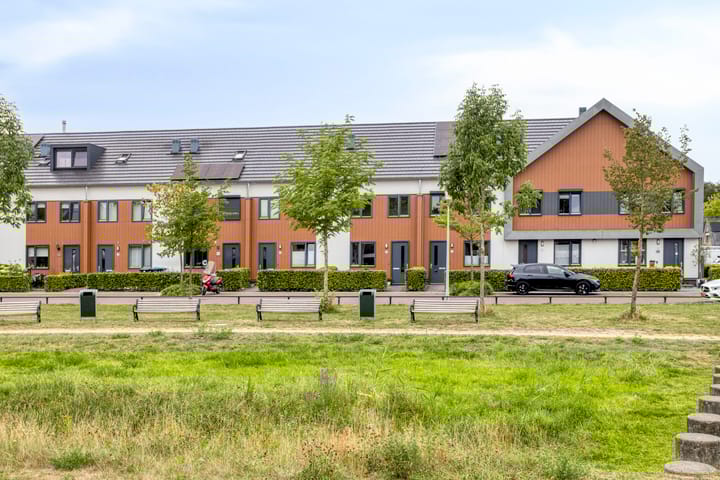 Photo of property Vulcanusweg 35, Vaassen