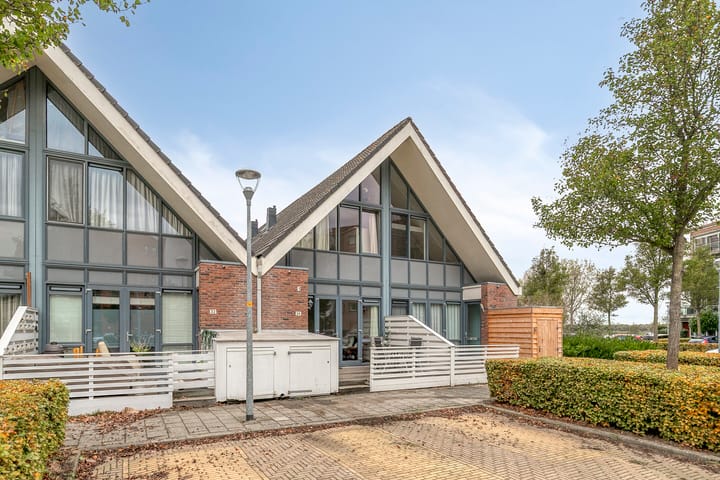 Vuurdoornstraat 34 in Lisserbroek