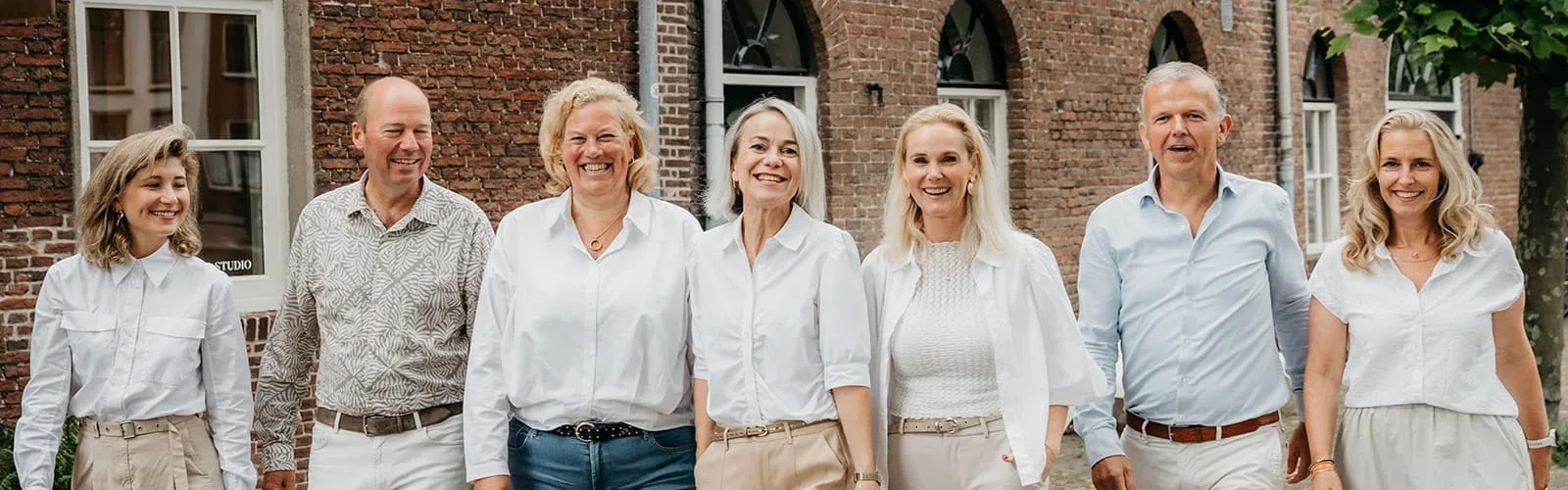 Team foto van Vuurtoren | deMakelaars.nl - Weesp