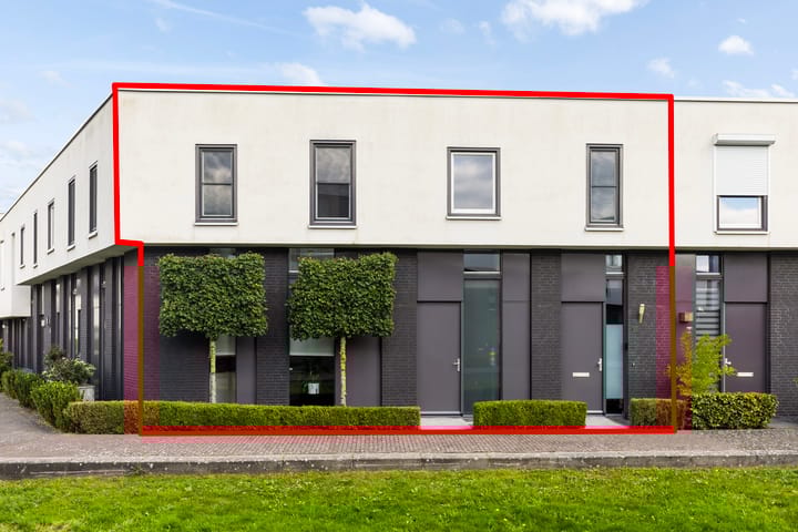 Vuurvlinder 30 in Apeldoorn foto