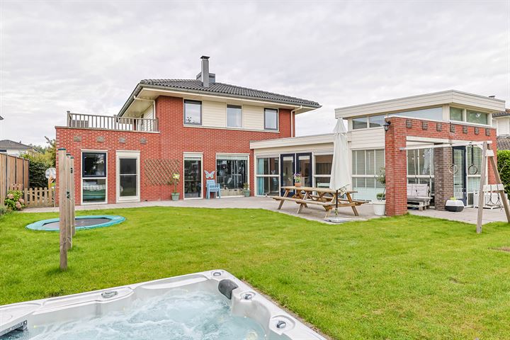 Waallaan 10 en Kropswolde foto