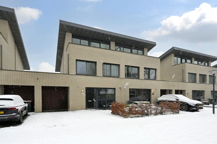 Photo of property Wabenstraat 35, Hoorn