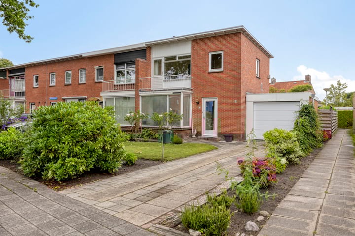 Foto de la vivienda Waezenburglaan 11, Leek