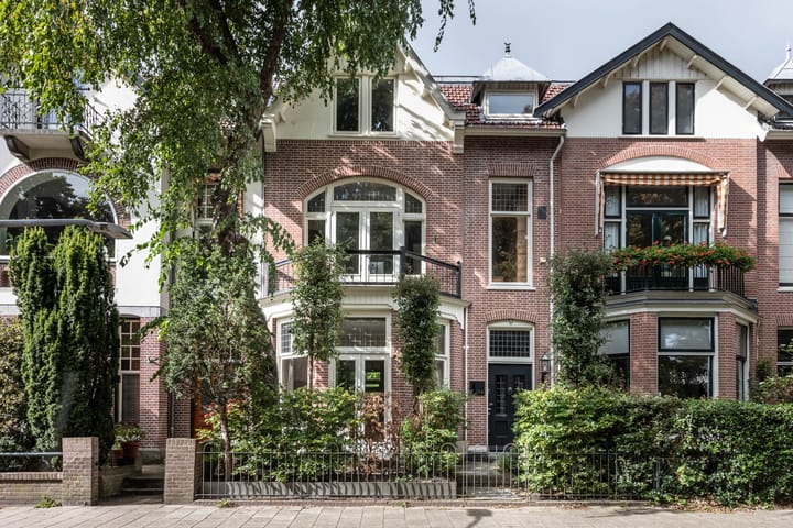 Wagenweg 154 en Haarlem foto