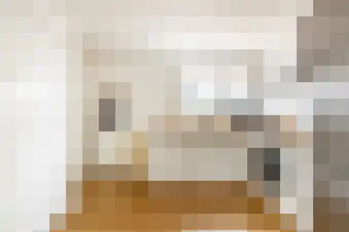 Warder 129 Warder thumbnail 17