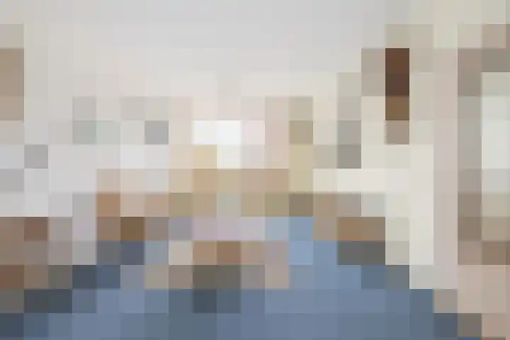 Warder 169 Warder thumbnail 10