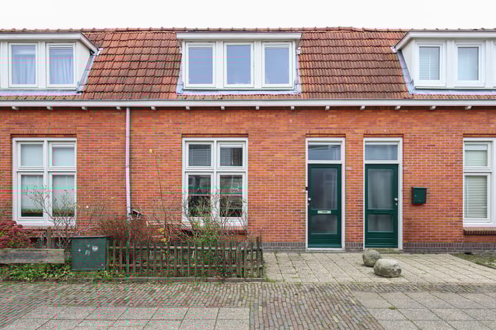 Photo of property Warmoezenierstraat 10, Leeuwarden