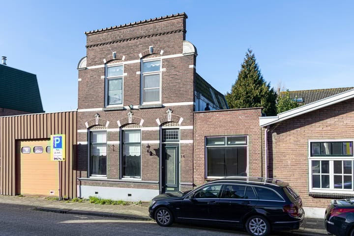 Warmoezierskade 14 in Gouda