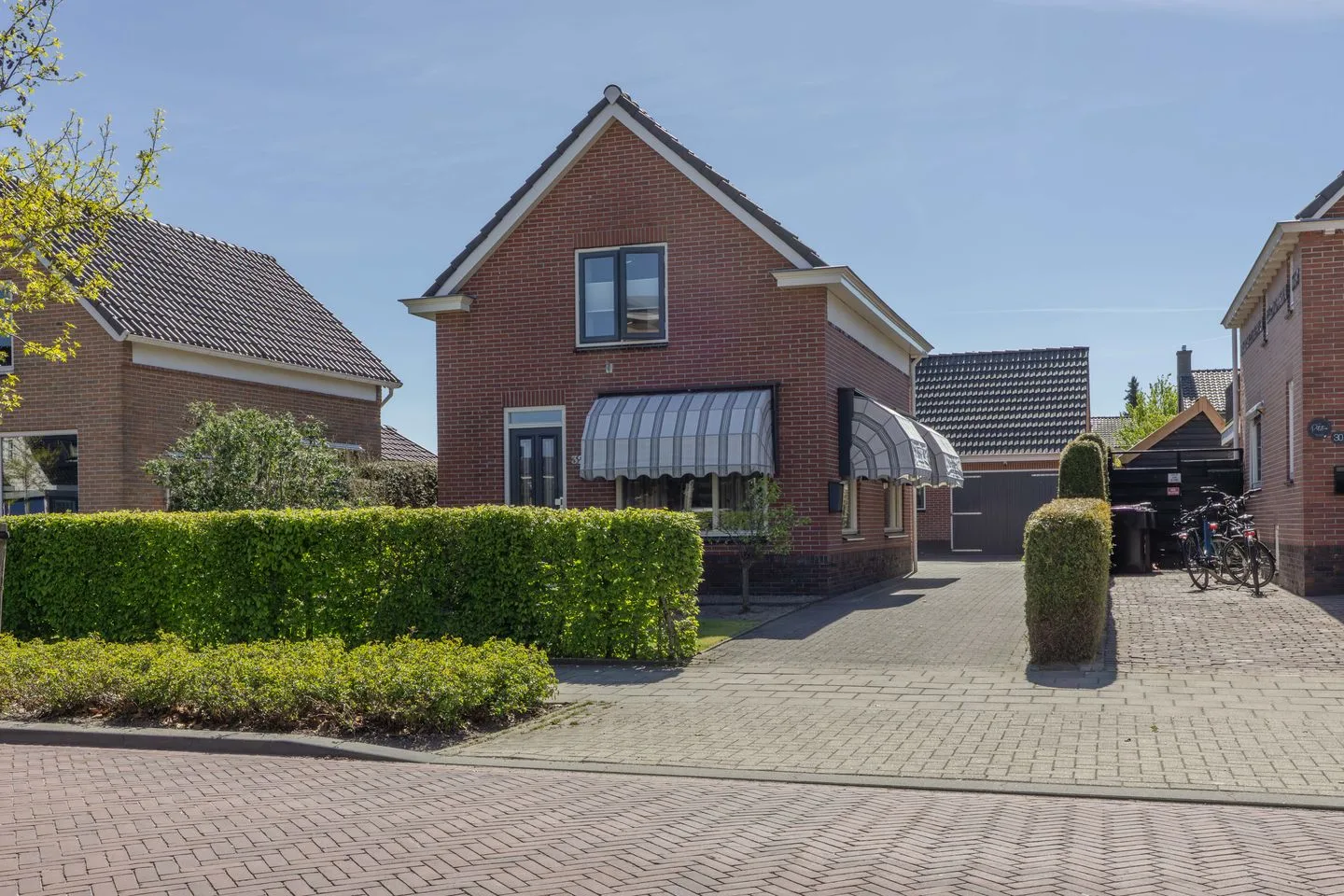 Warmoltsstrjitte 32 in Harkema