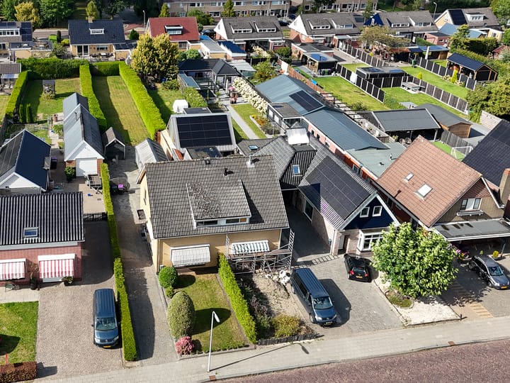 Warmoltsstrjitte 85 in Harkema Foto