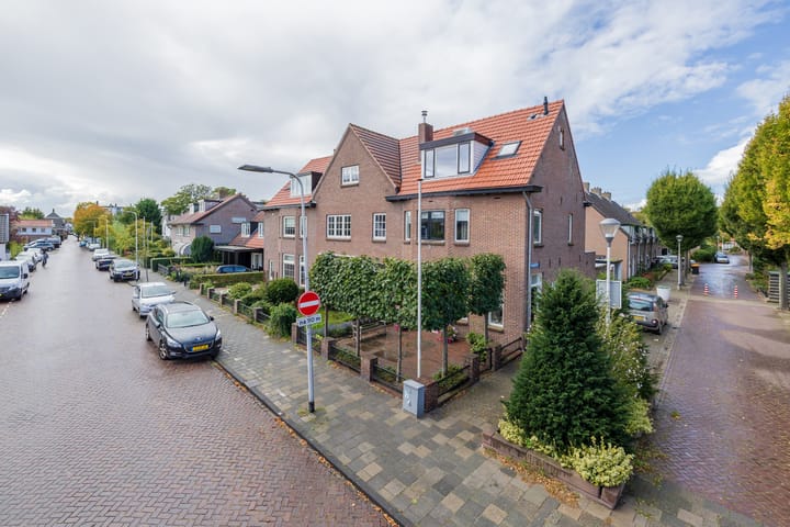 Warmundastraat 33 in Warmond