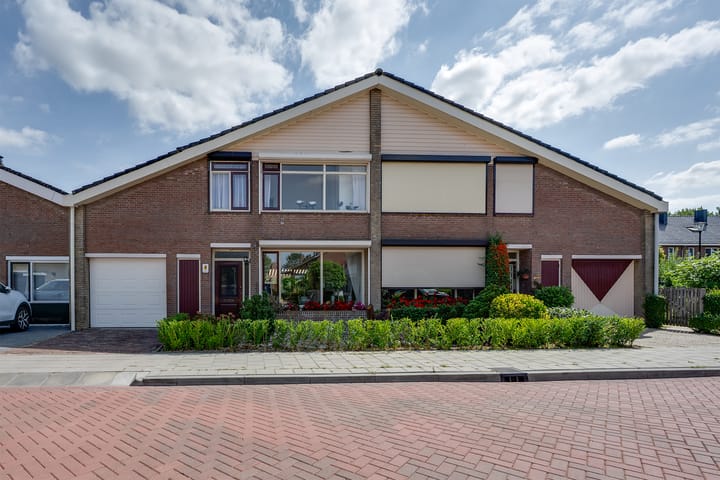 Washingtonstraat 6 in Oude-Tonge Foto