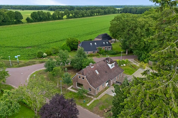 Waterkampenweg 1a en Noord-Sleen foto