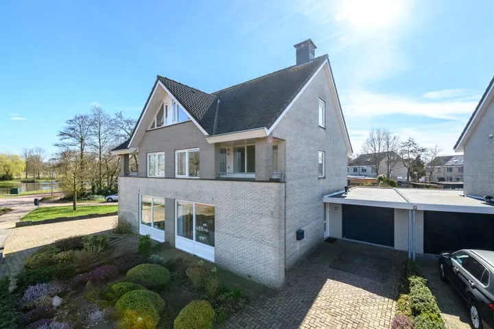 Waterlelie 55 Drachten thumbnail 4