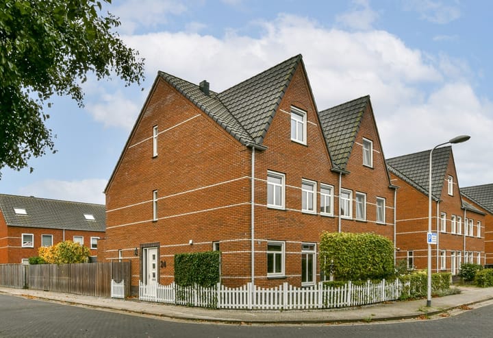 Watermolen 24 in Waddinxveen Foto