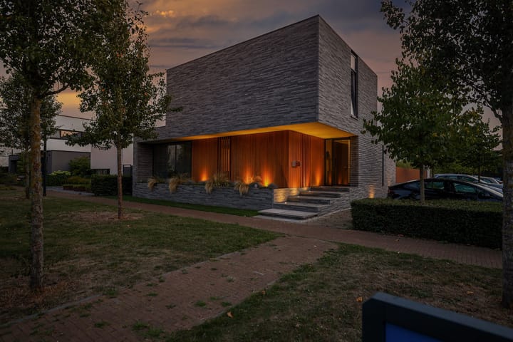 Waterwijk 67 in Eindhoven photo