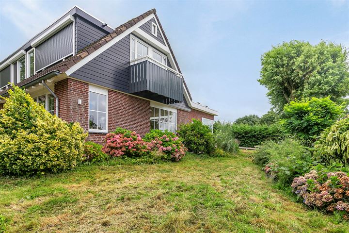 Waverdijk 12 en Waverveen foto