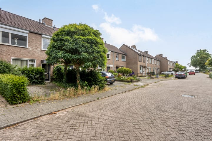 Wederikstraat 5 dans Reuver photo
