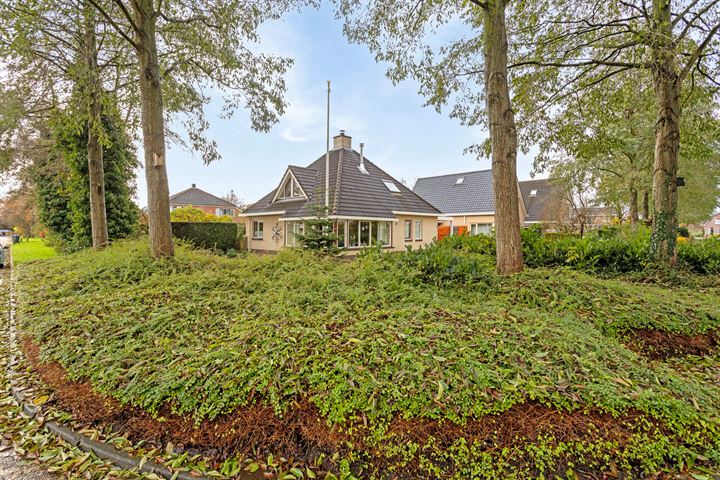 Weegbree 27 in Grootegast foto